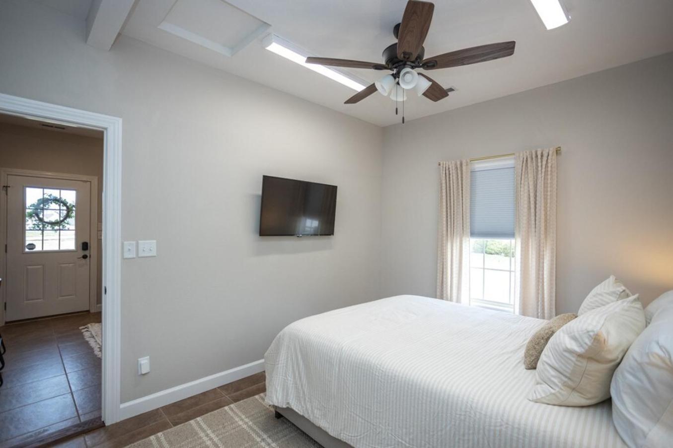 Tiny Home With Hot Tub Near Ft Leonard Wood! Waynesville Eksteriør billede