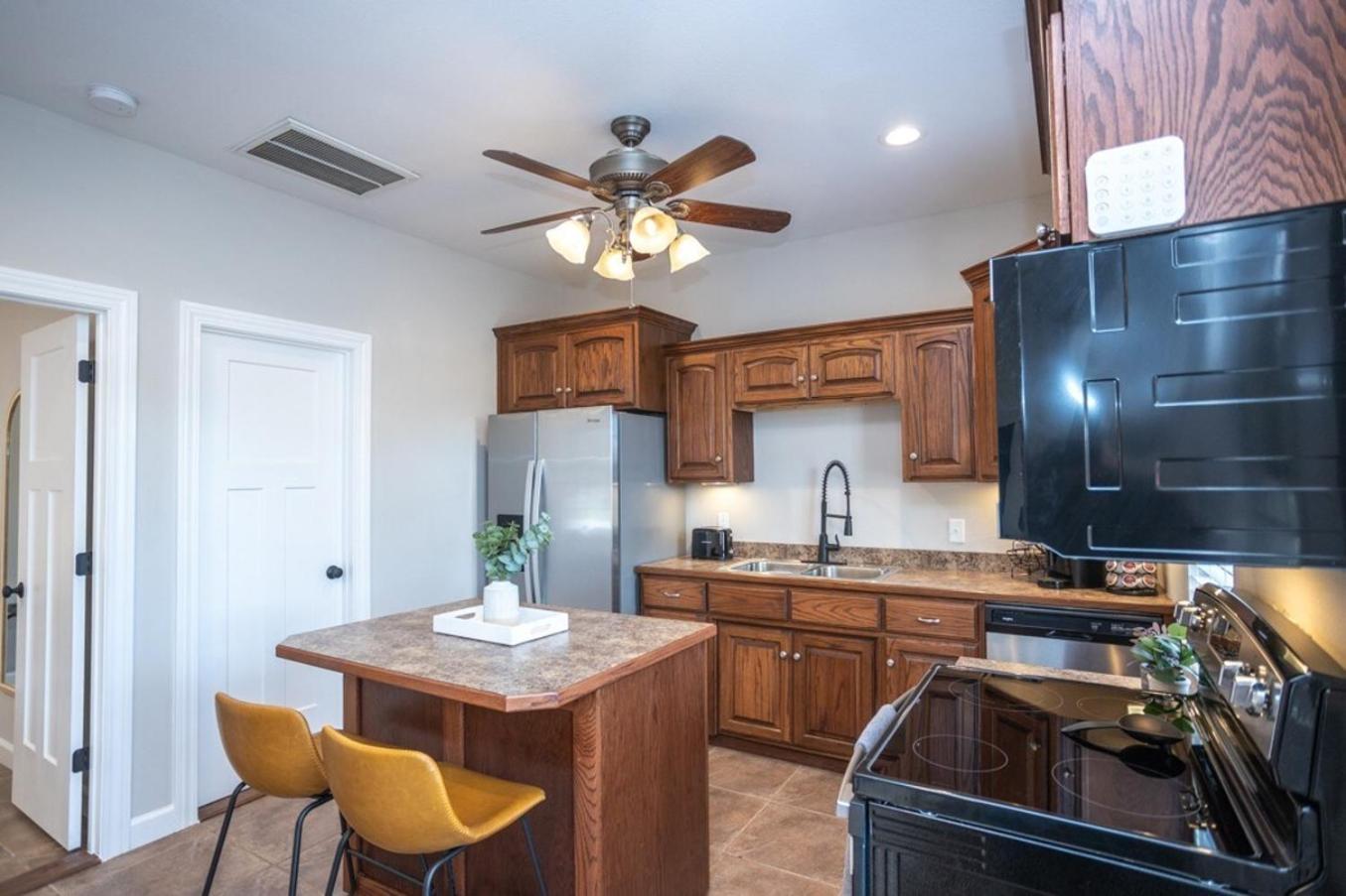 Tiny Home With Hot Tub Near Ft Leonard Wood! Waynesville Eksteriør billede